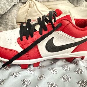 Nike Jordan cleat baseball and softball size 8